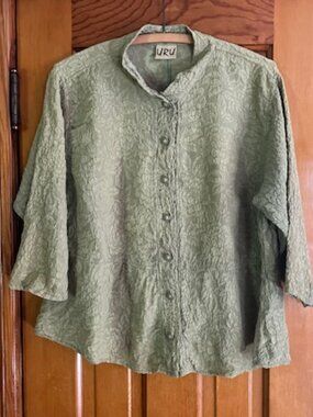 URU Venice Silk Green Floral Jacquard Dutton Down Woman's Top Blouse